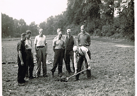 Spatenstich Marienfried 1949 (1)